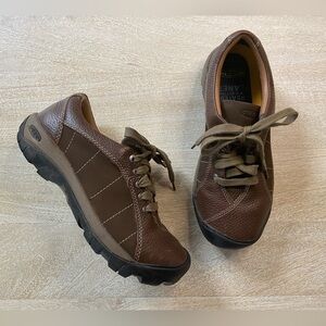 Keen Presido Brown Tan Leather Oxford Sneaker Waterproof Cushioned Supportive